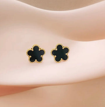 Stainless steel clover studs