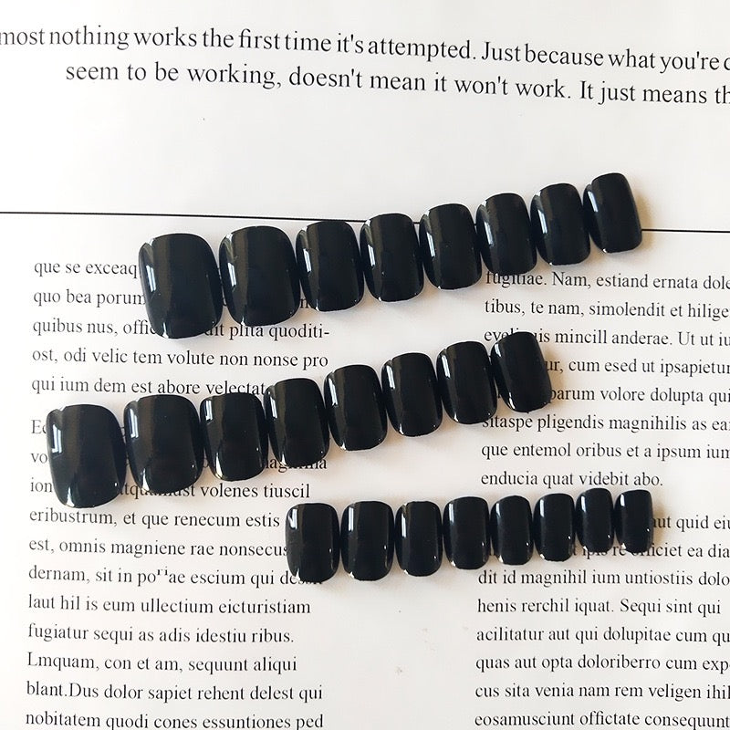 Black 24Pcs Nails Set