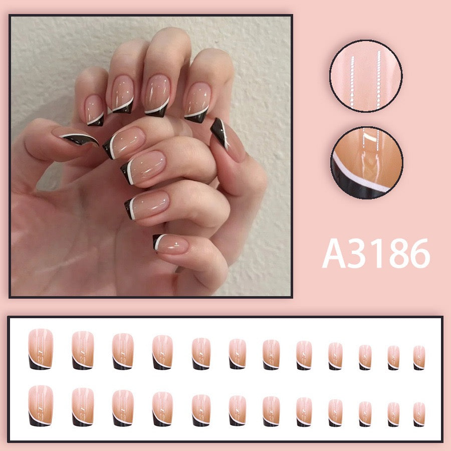 Black shine 24Pcs Nails Set