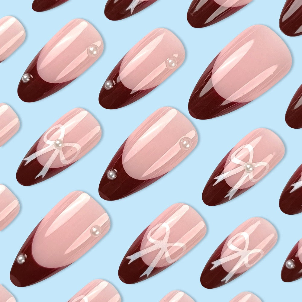 Chic Charm 24Pcs Nails Set