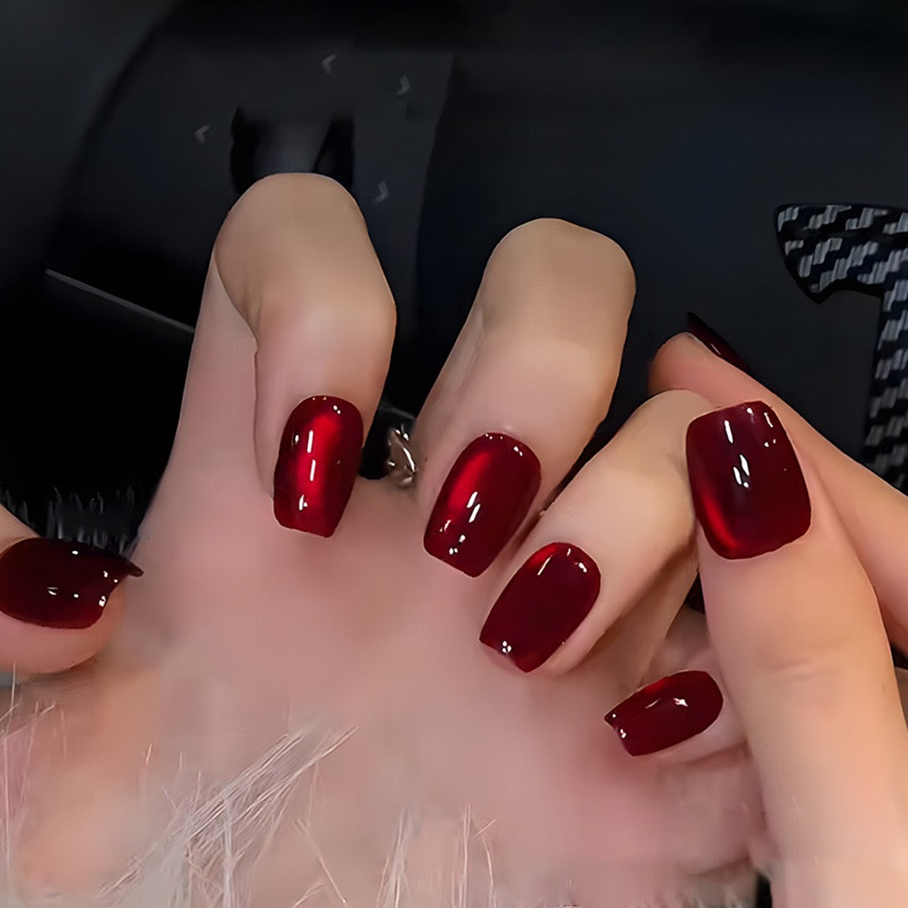 Ruby Cat Eye 24Pcs Nails Set