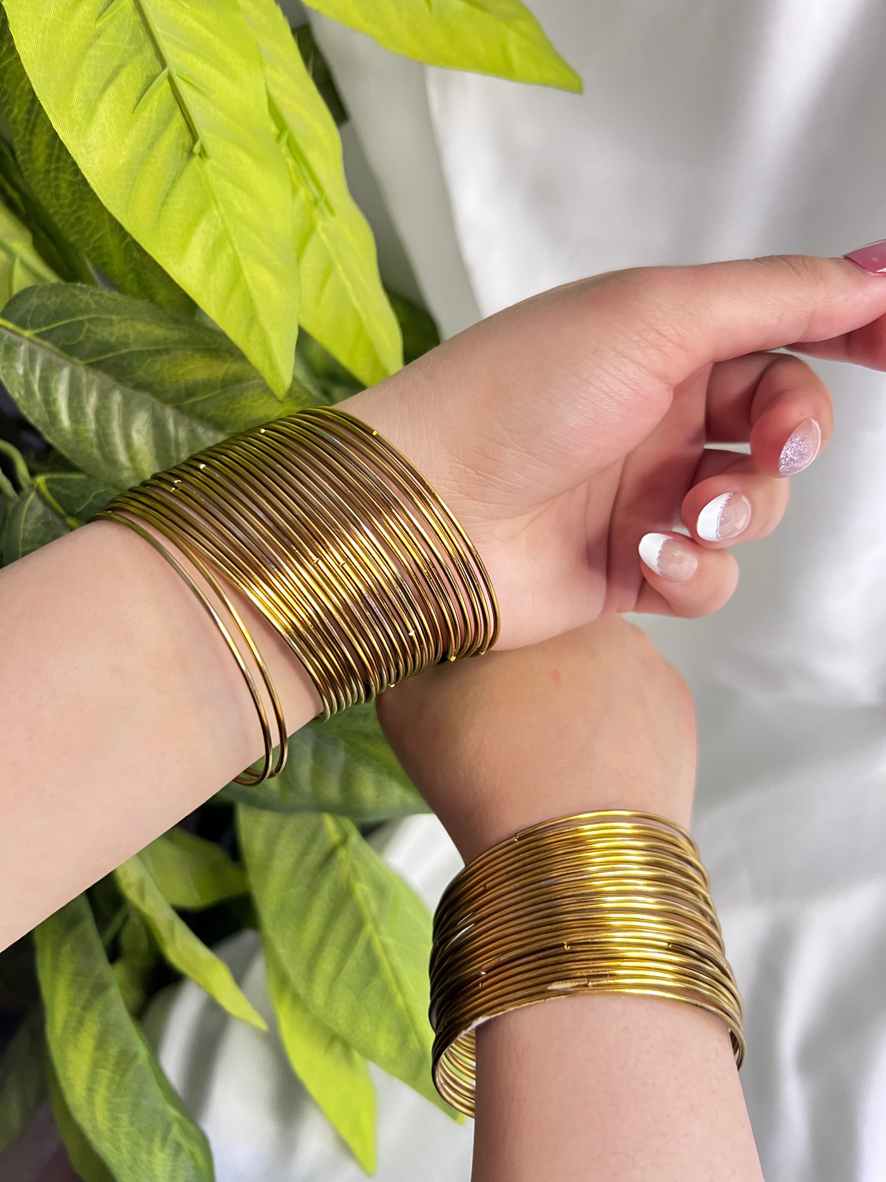 Noor-e-Chandi Bangles