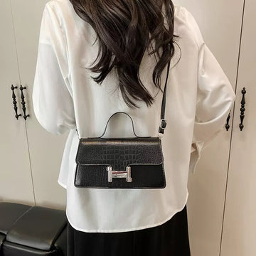 Aura Bag