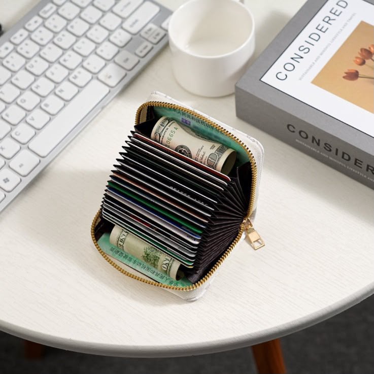 Daisy Wallet