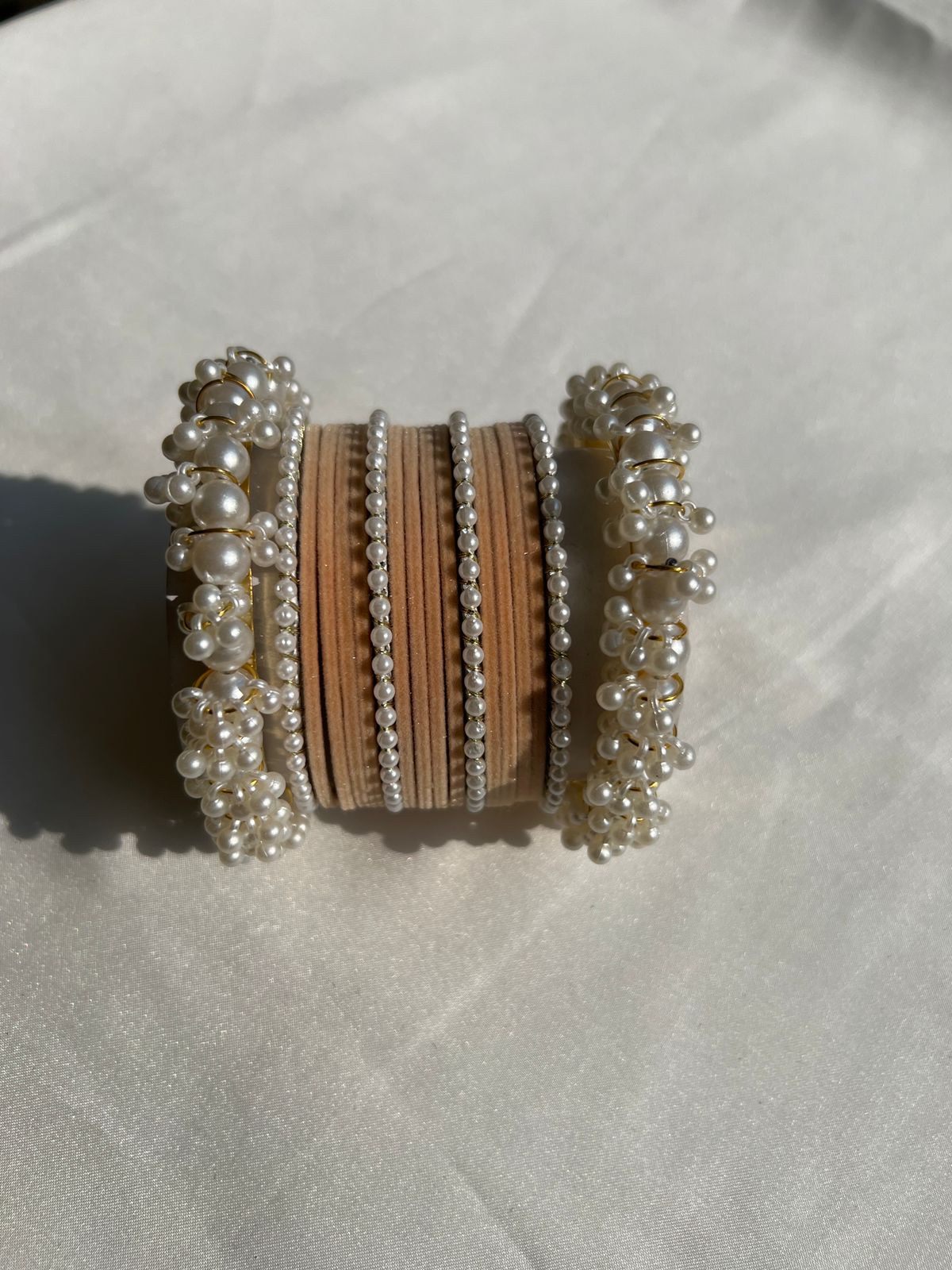 Beige Pearl Radiance Metal Bangle Set