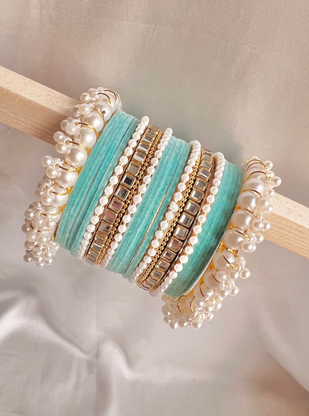 sky  blue Pearl Radiance Metal Bangle Set