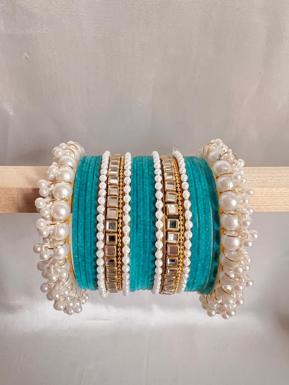 Sea Green Pearl Radiance Metal Bangle Set