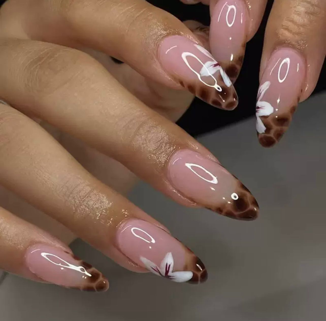 Leopard Glow Nails Set