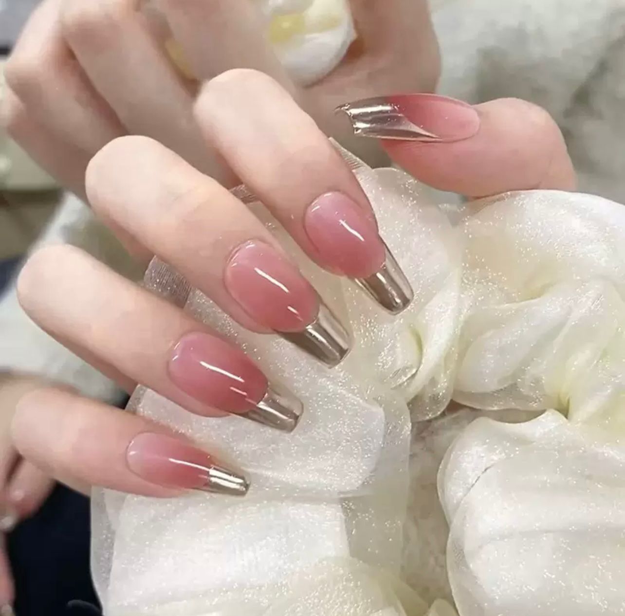 Rose Glow 24Pcs Nails set