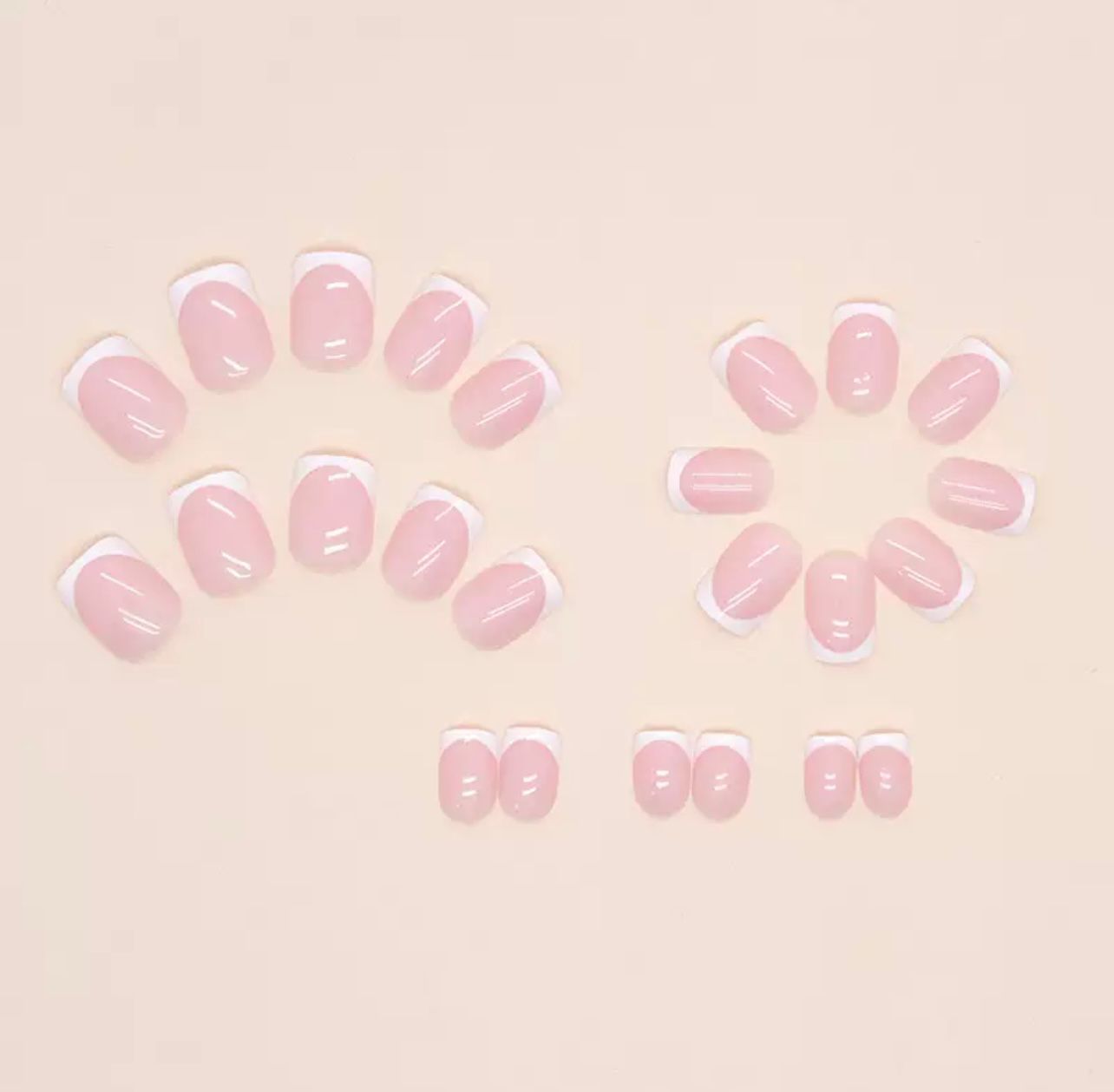 Everyday Chic 24Pcs Nails set