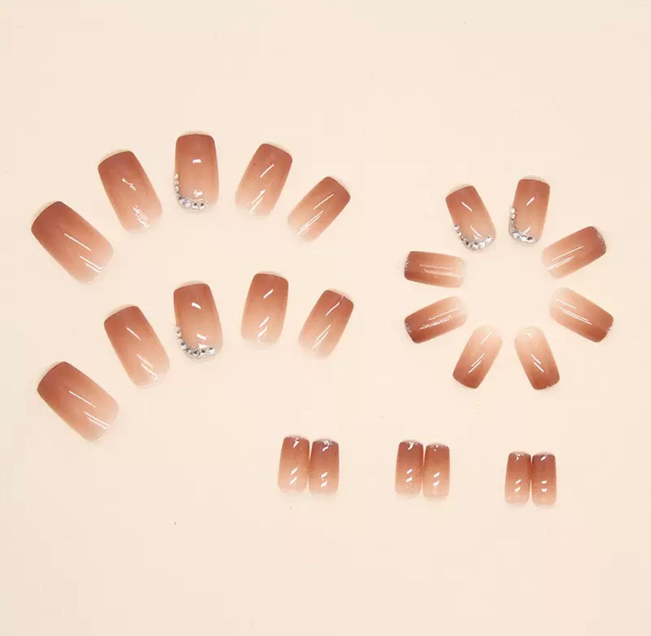 Dream Date 24Pcs Nails Set