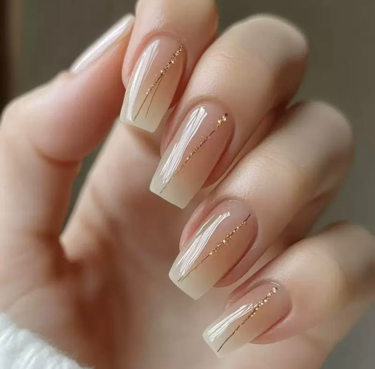 Luxe Shine 24Pcs Nails Set