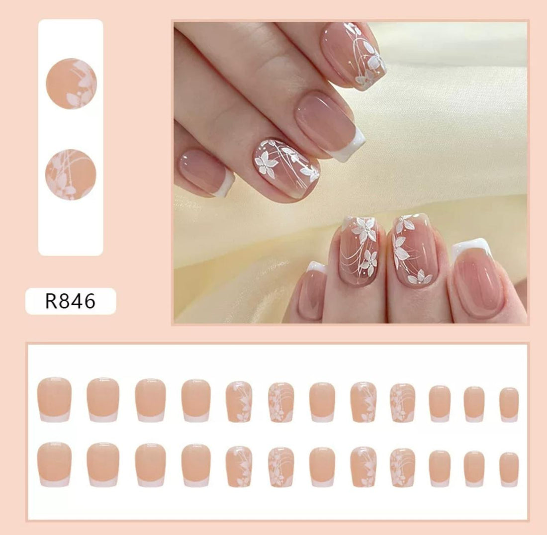 Opal Charm 24Pcs Nail Set