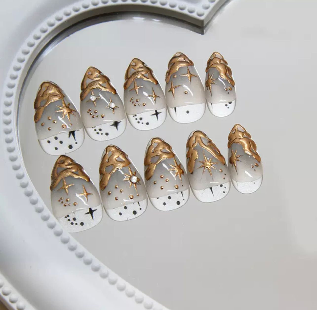 Moonlight glow 24pcs nails Set