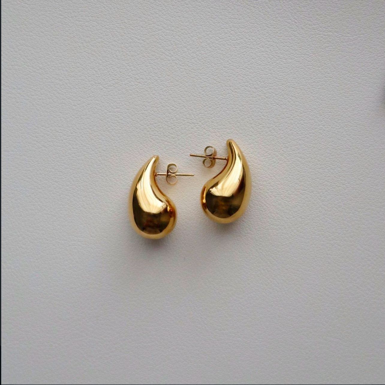 Pearl Drop Earring