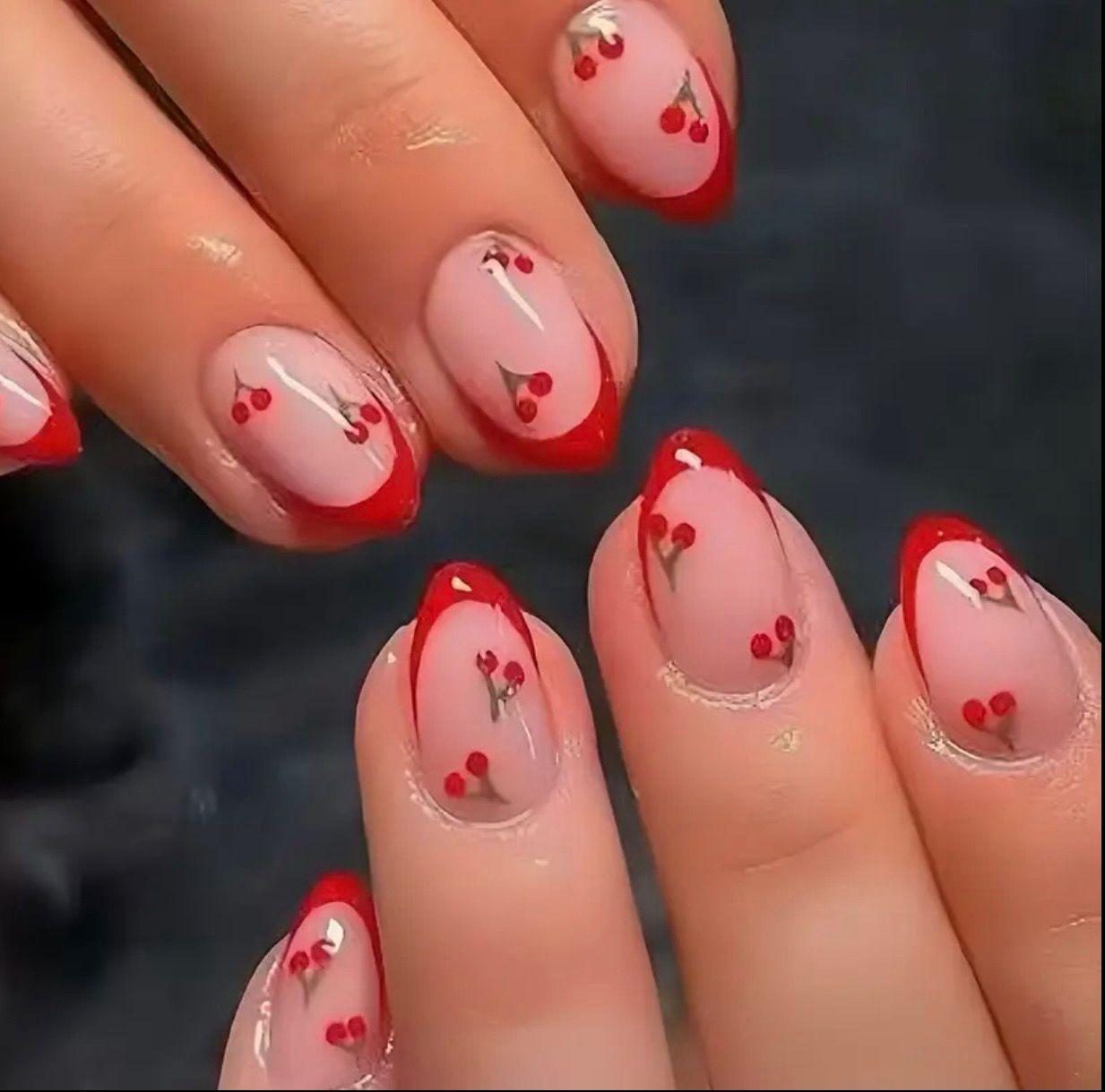 Cherry Red 24 Pcs Nails Set