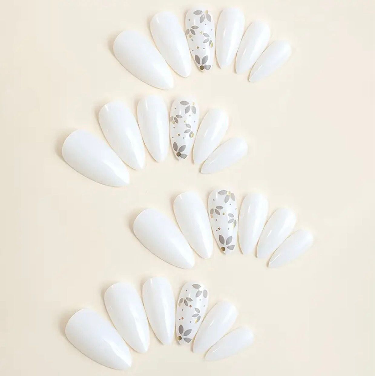 Vanilla Luxe Almond Shape 24 Pcs Nails